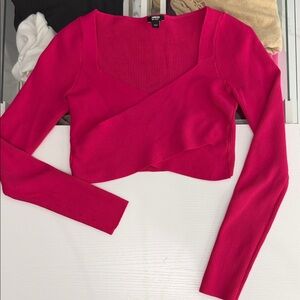 Forever 21 Fuchsia Long Sleeve Crop Top